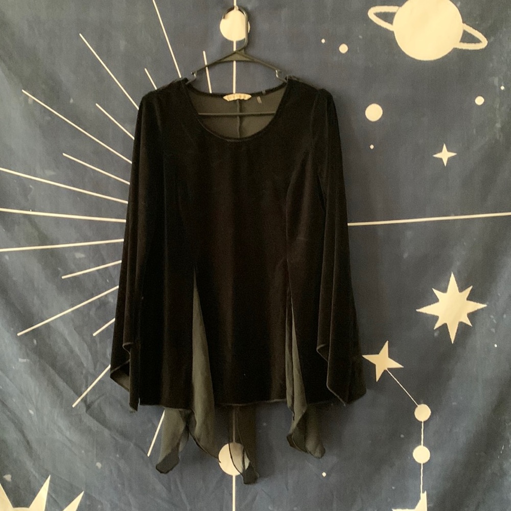 Black Velour 3/4 Sleeve Shirt